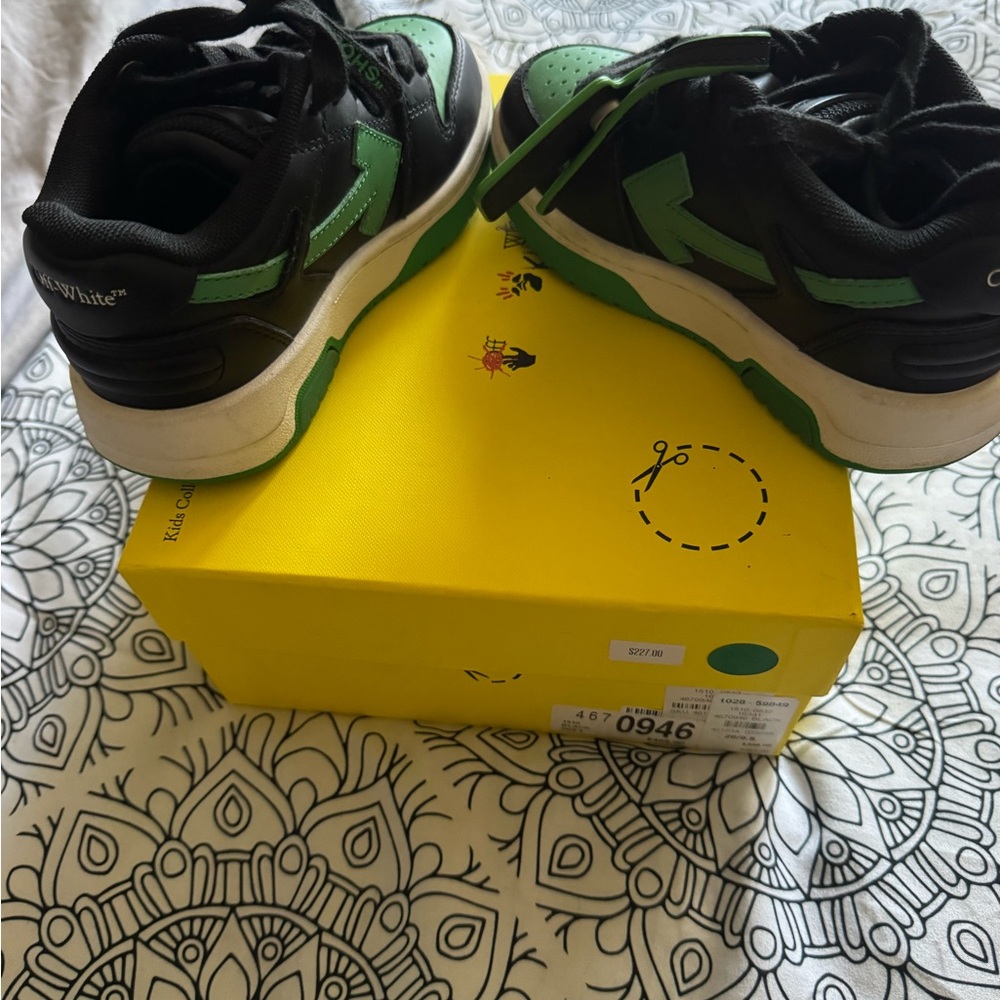Off-White Kids Sneakers in Black and Green